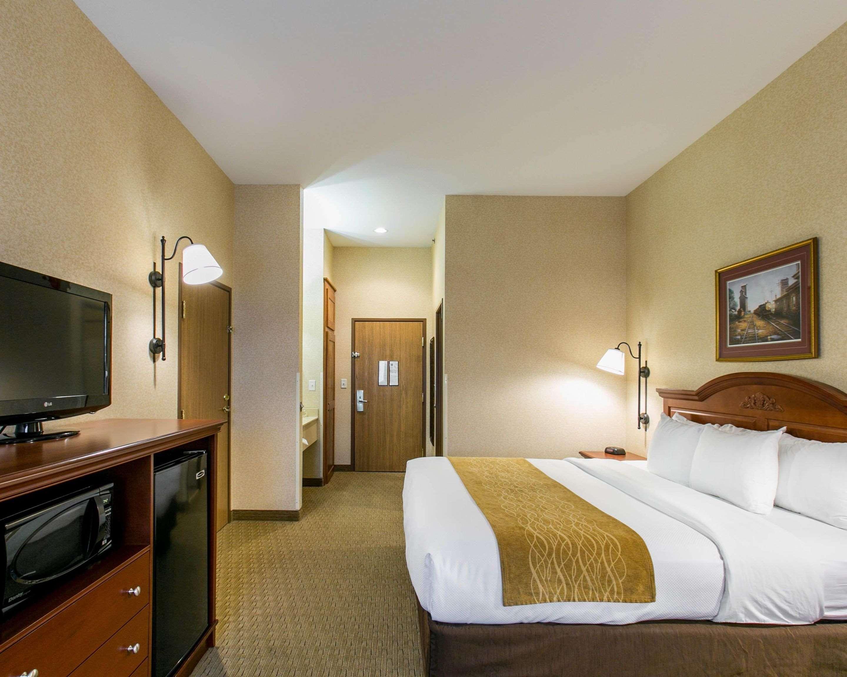 Comfort Inn Warrensburg Station Dış mekan fotoğraf