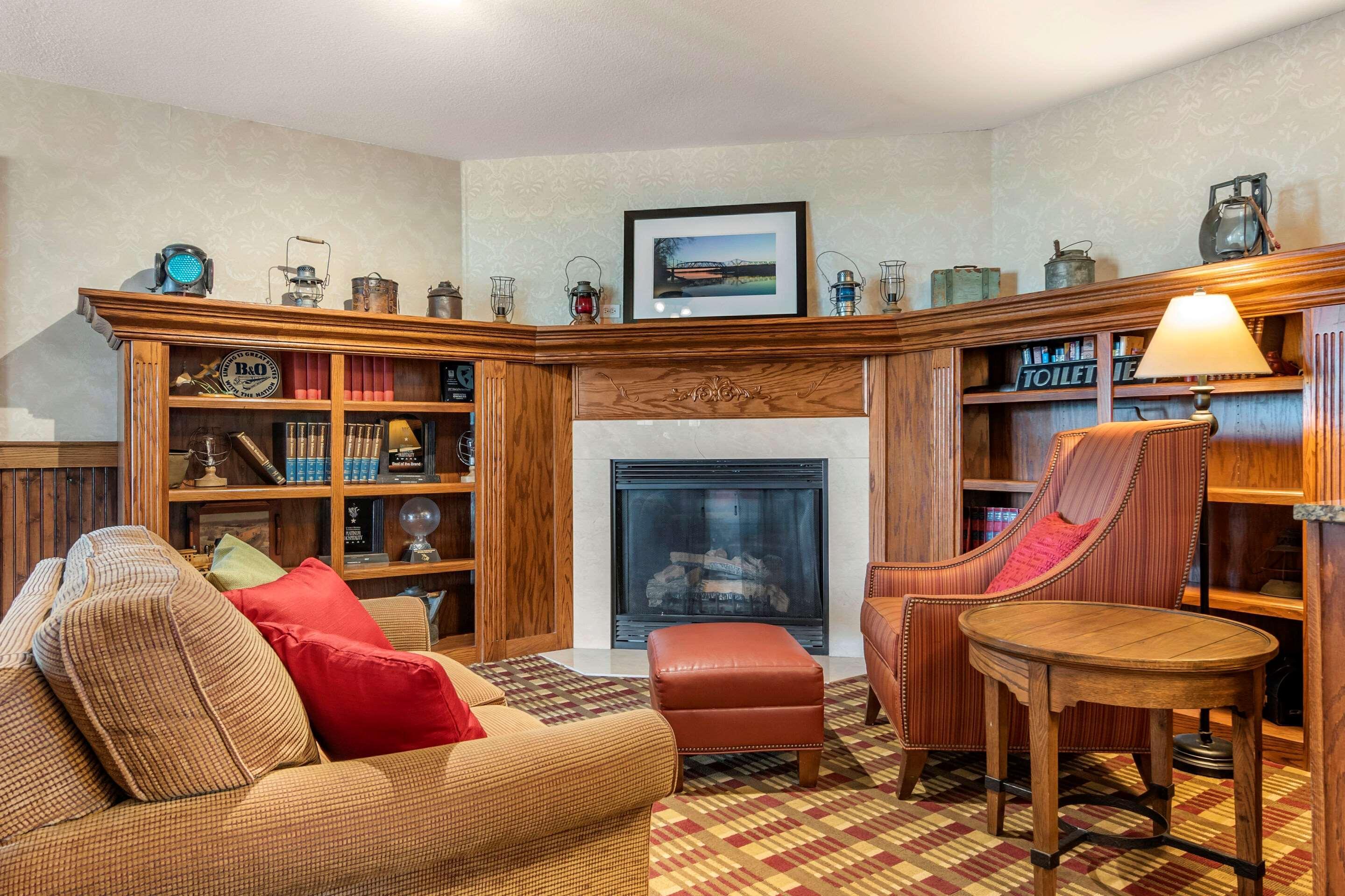 Comfort Inn Warrensburg Station Dış mekan fotoğraf